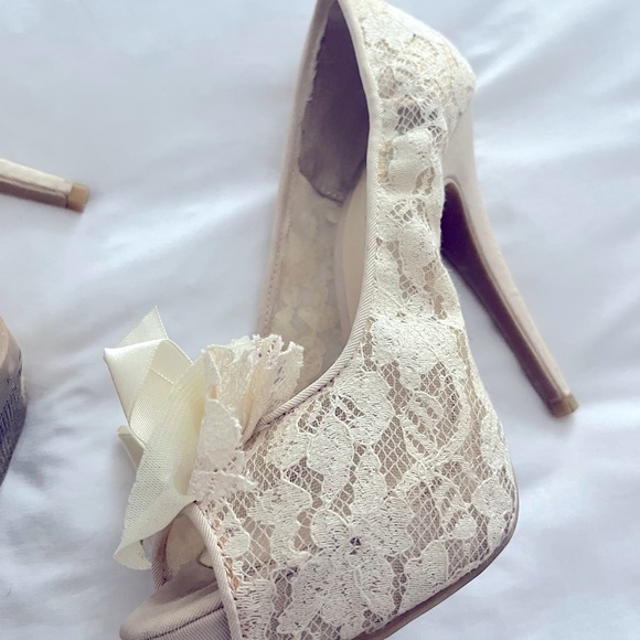 chinese laundry lace shoes - Picture 3 of 4